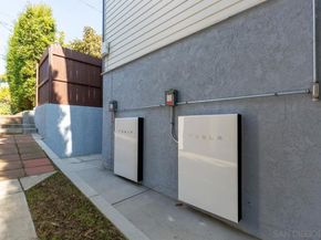 913 Johnson Ave, San Diego CA 92103