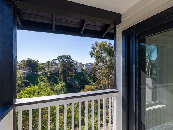 913 Johnson Ave, San Diego CA 92103