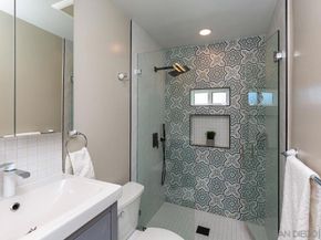 913 Johnson Ave, San Diego CA 92103