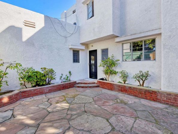 1925 Willow, San Diego CA 92106