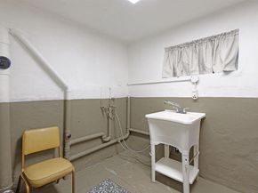 1925 Willow, San Diego CA 92106