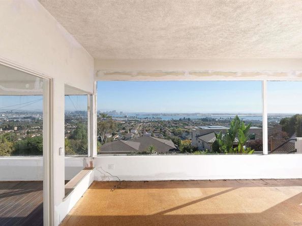 1925 Willow, San Diego CA 92106