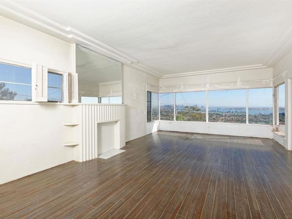 1925 Willow, San Diego CA 92106