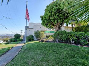 1925 Willow, San Diego CA 92106