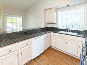 622 Creekside Ave, Oceanside CA 92057