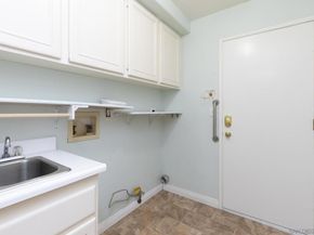 622 Creekside Ave, Oceanside CA 92057