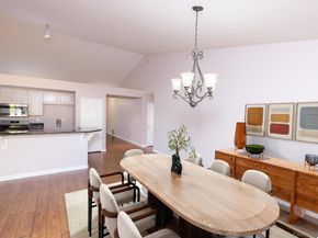 622 Creekside Ave, Oceanside CA 92057