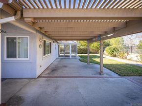 622 Creekside Ave, Oceanside CA 92057