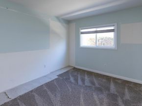 622 Creekside Ave, Oceanside CA 92057