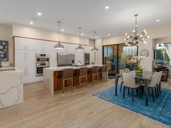 1224 Virginia Way, La Jolla CA 92037