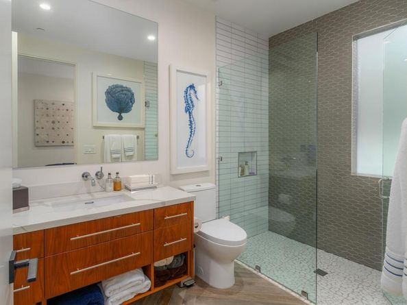 1224 Virginia Way, La Jolla CA 92037