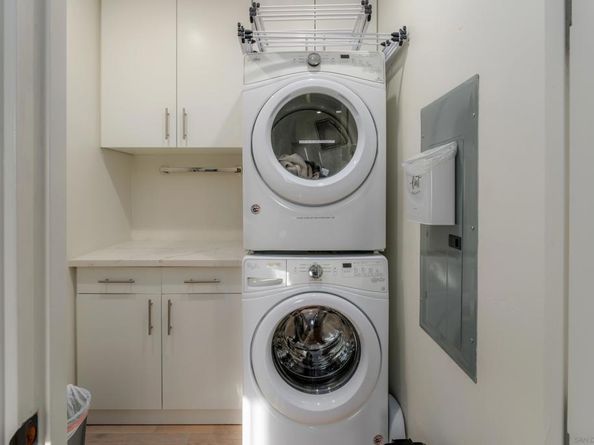 1224 Virginia Way, La Jolla CA 92037