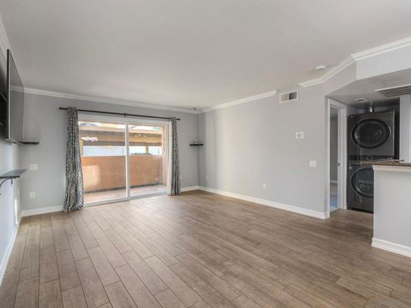 15387 Maturin Dr 226, San Diego CA 92127