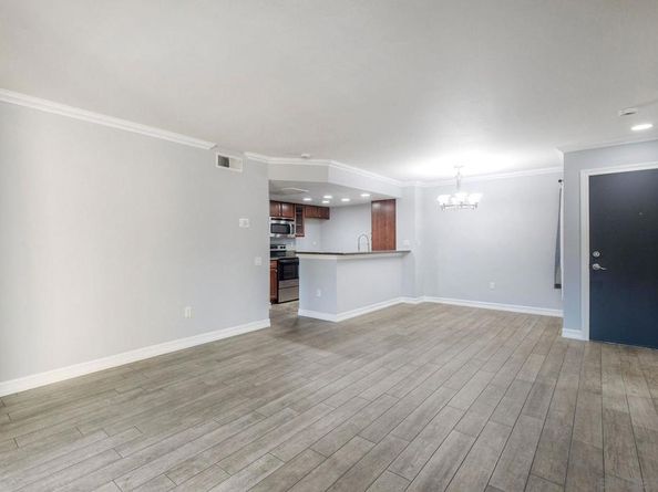 15387 Maturin Dr 226, San Diego CA 92127