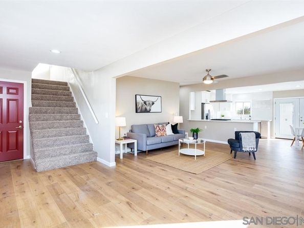 9745 Saint George St, Spring Valley CA 91977