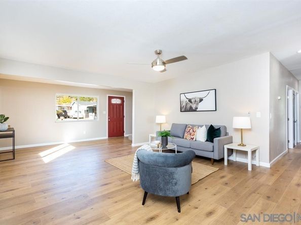 9745 Saint George St, Spring Valley CA 91977