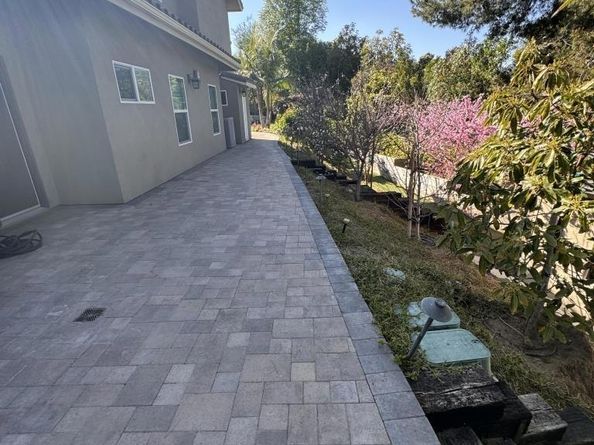 1838 El Jardin Ct, El Cajon CA 92020