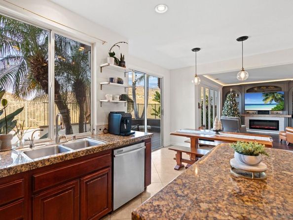 1664 Sagewood Way, San Marcos CA 92078