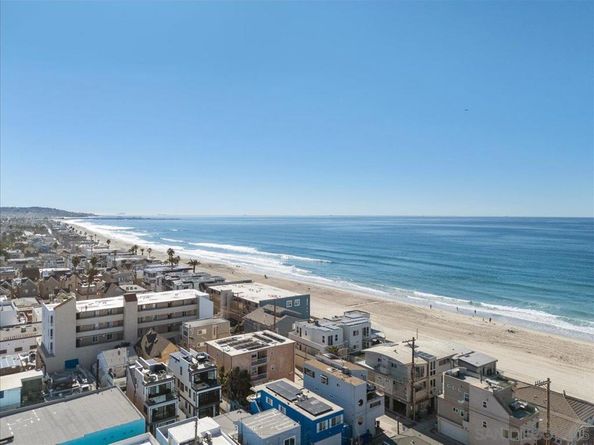 3755 Ocean Front Walk 18, San Diego CA 92109
