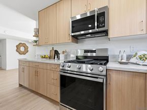 650 Olinda St, Escondido CA 92027