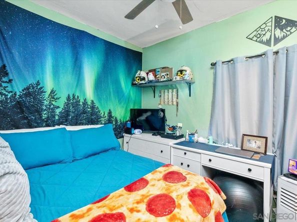 8465 Hovenweep Ct, San Diego CA 92129