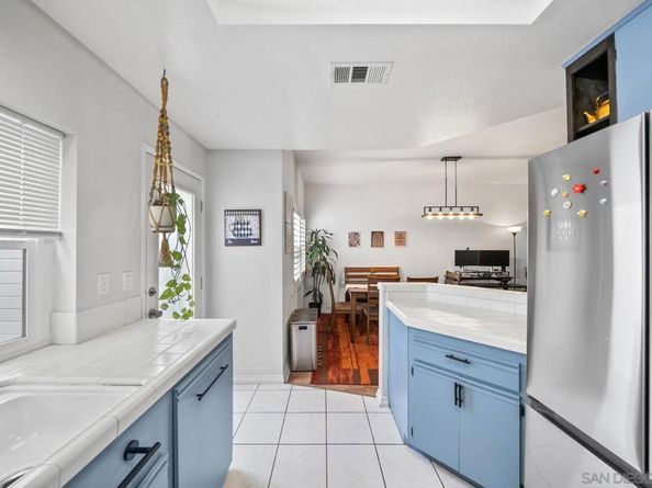 10010 Scripps Vista Way 73, San Diego CA 92131