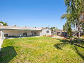 8823 Kelburn Ave, Spring Valley CA 91977