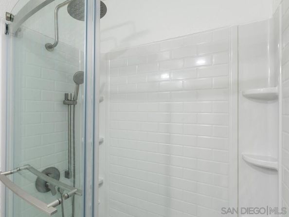 7087 Camino Degrazia 141, San Diego CA 92111