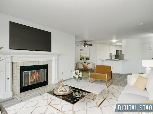 7087 Camino Degrazia 141, San Diego CA 92111