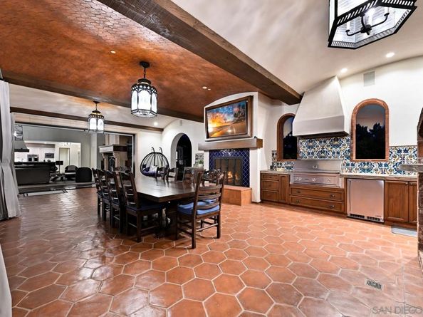 7029 Las Colinas, Rancho Santa Fe CA 92067