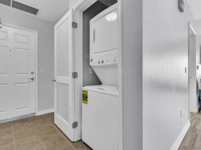 427 9th Ave 1308, San Diego CA 92101