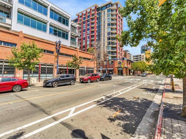 427 9th Ave 1308, San Diego CA 92101