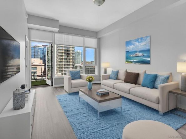 427 9th Ave 1308, San Diego CA 92101