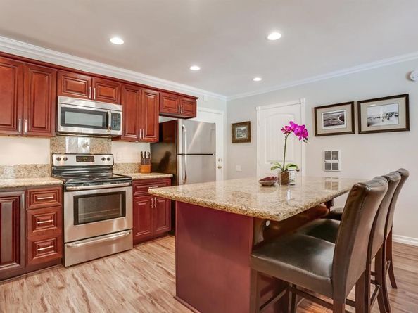 1775 Diamond St 220, San Diego CA 92109