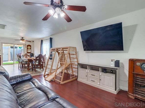 8233 Warmwood Ave, Spring Valley CA 91977