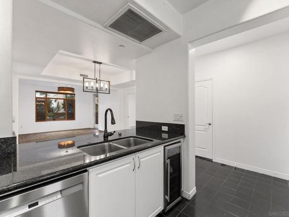 8211 Station Village Ln 1111, San Diego CA 92108
