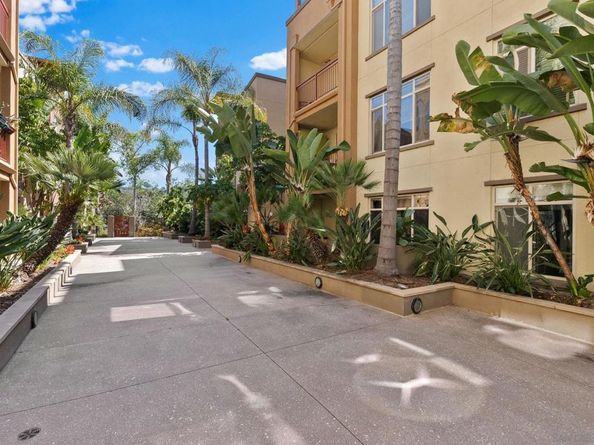 8211 Station Village Ln 1111, San Diego CA 92108