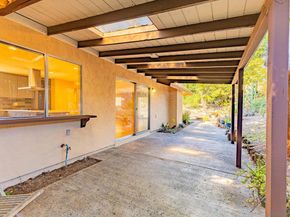 10020 Bonnie Vista Dr., La Mesa CA 91941