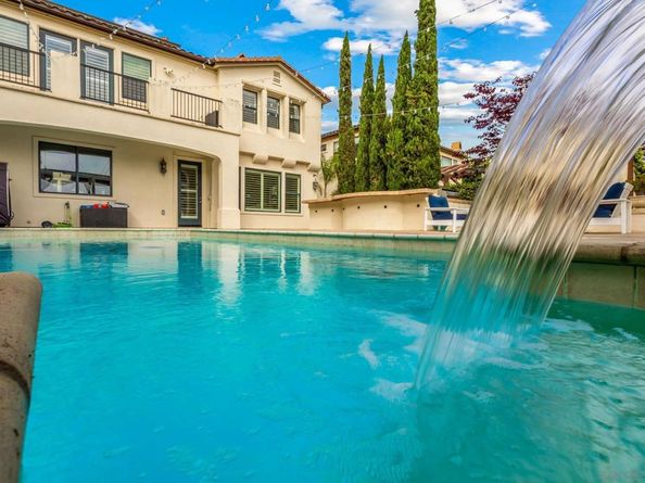 5582 Valerio Trl, San Diego CA 92130