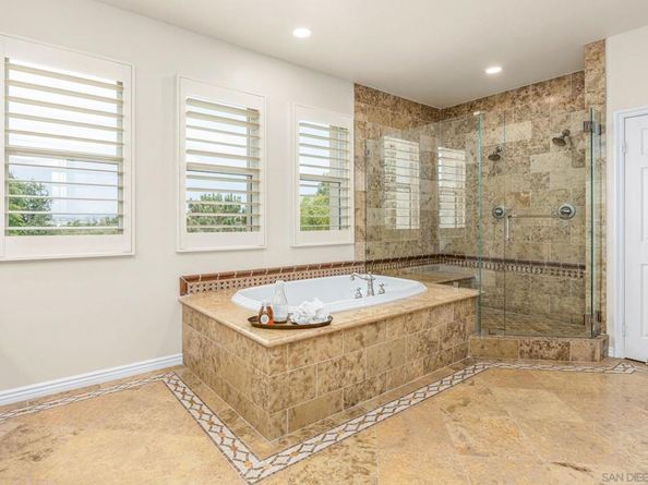 5582 Valerio Trl, San Diego CA 92130