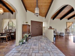 1876 Vista Way, El Cajon CA 92019