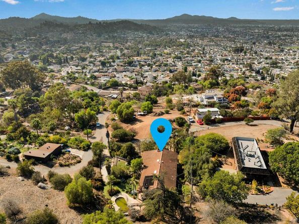 1876 Vista Way, El Cajon CA 92019