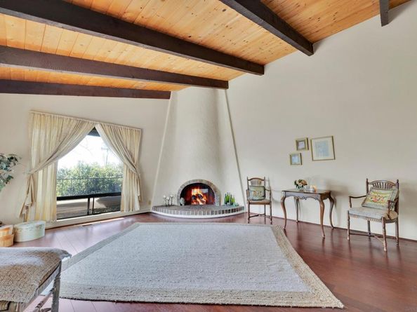 1876 Vista Way, El Cajon CA 92019