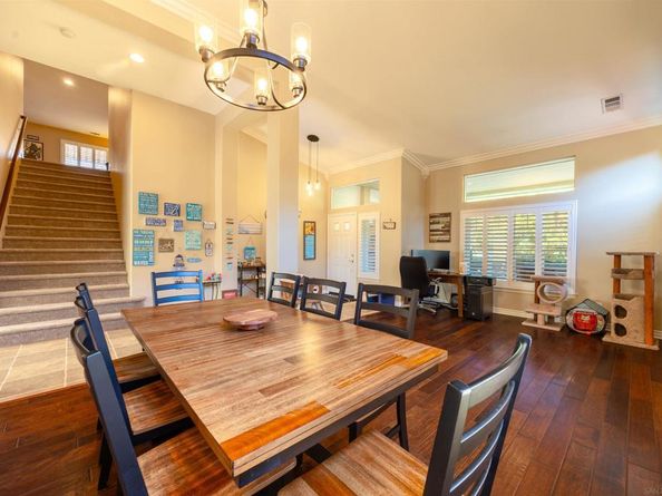 273 Oak Valley Ln, Escondido CA 92027