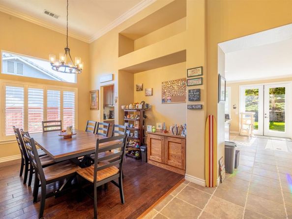 273 Oak Valley Ln, Escondido CA 92027