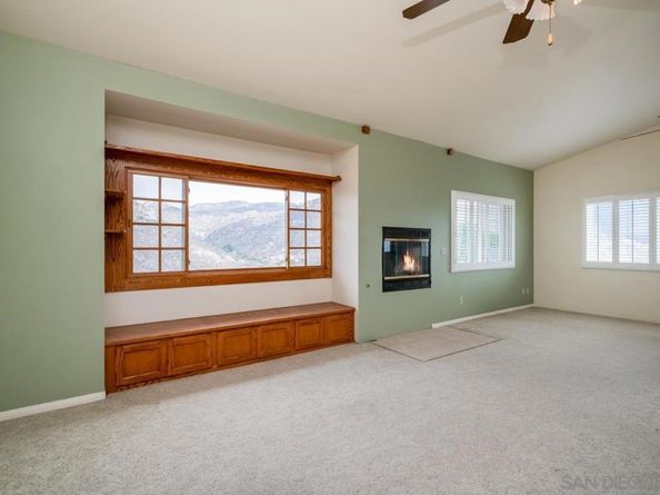 620 Singing Vista Ct, El Cajon CA 92019