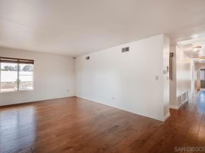 620 Singing Vista Ct, El Cajon CA 92019