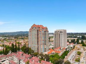 3890 Nobel Dr 302, San Diego CA 92122