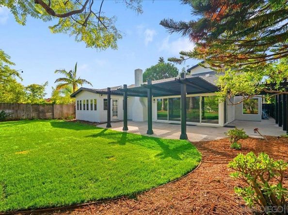7212 Columbine Dr, Carlsbad CA 92011