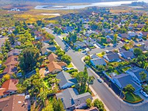 7212 Columbine Dr, Carlsbad CA 92011